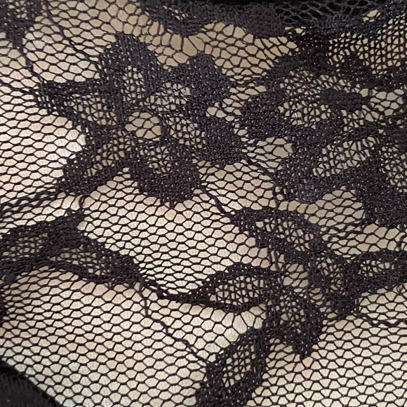 Black leotard - Capezio “Baltogs” - large child size - low back lace detail - Picture 5 of 7